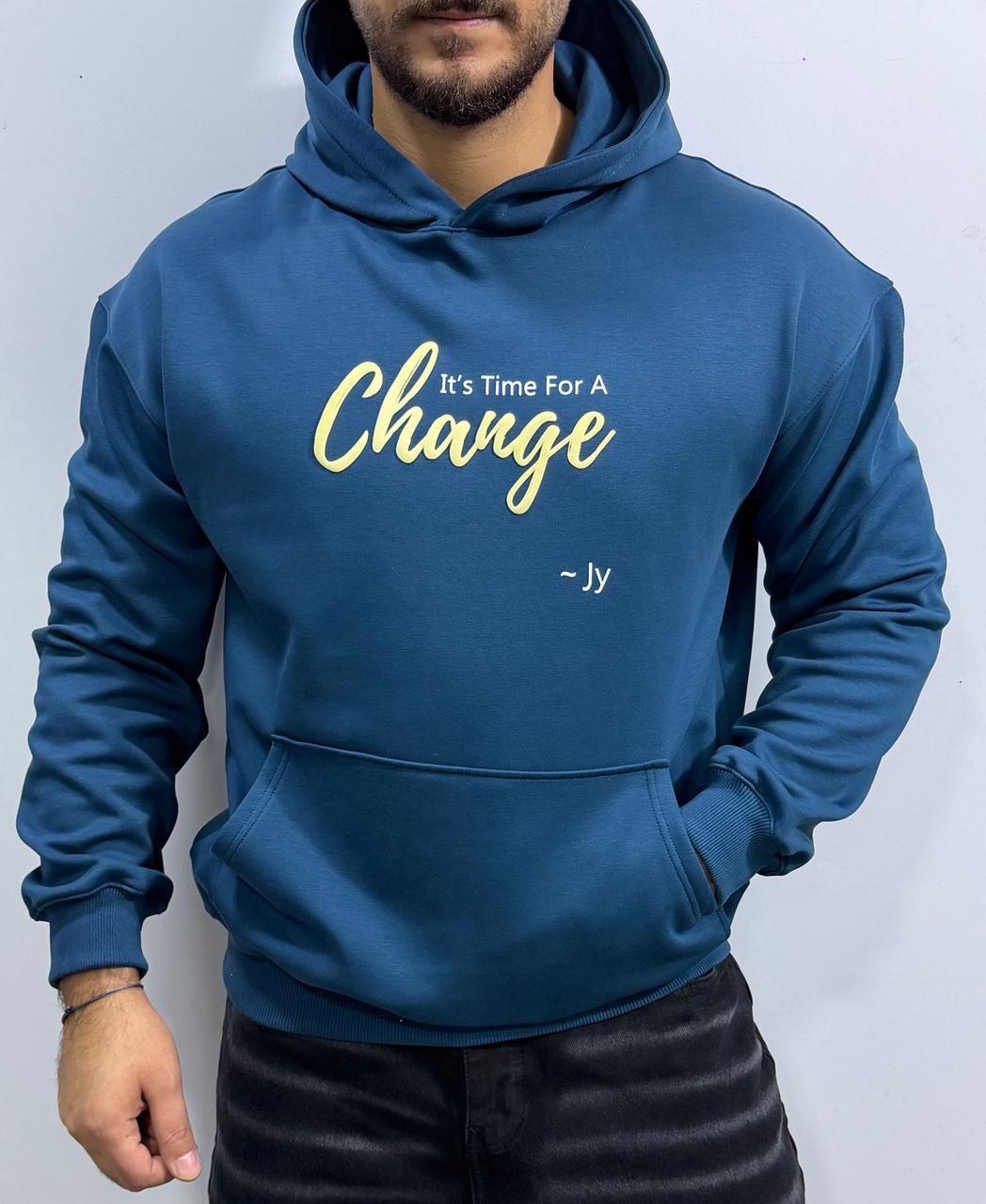 OVERSIZED SWEATSHIRT