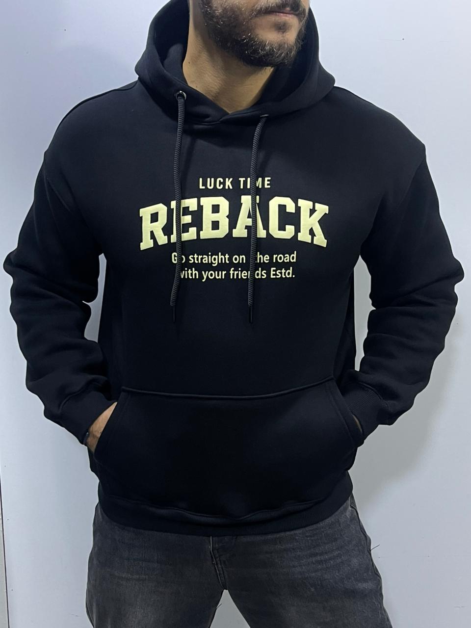over size sweatshirt