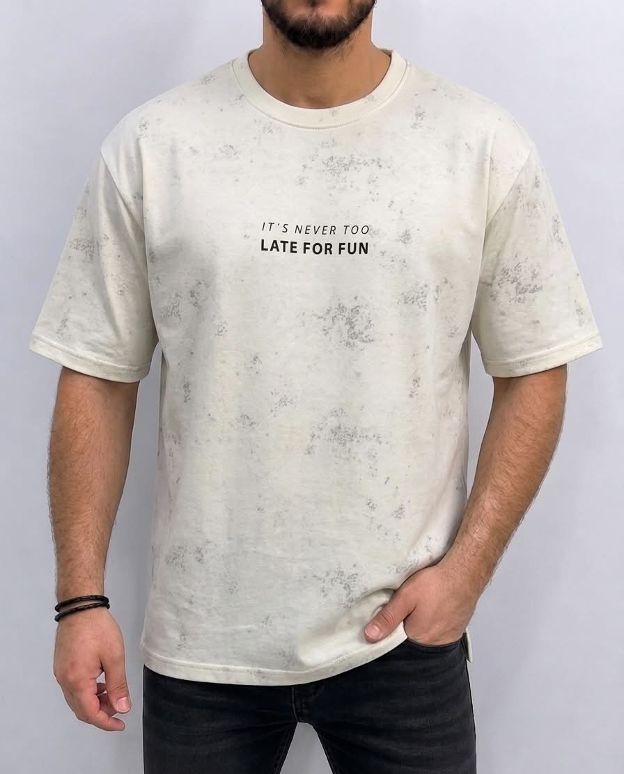 Never late t-shirt